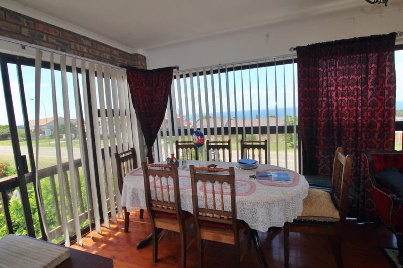 5 Bedroom Property for Sale in Fraaiuitsig Western Cape